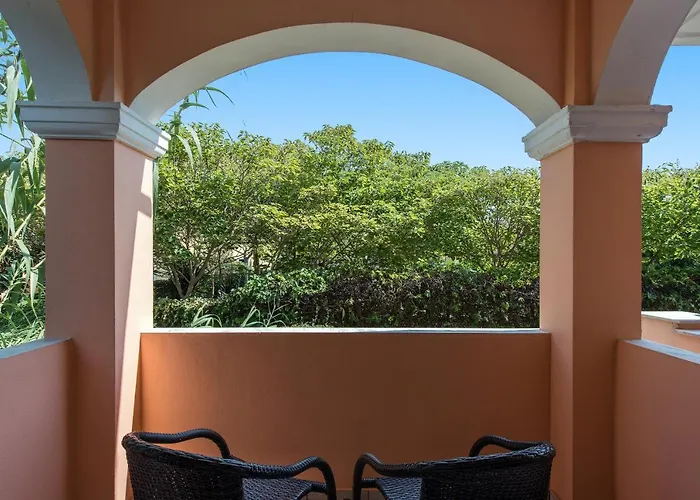 Eriva Aparthotel Acharavi (Corfu)
